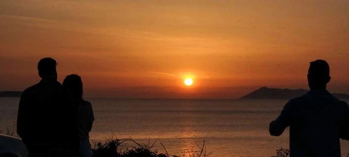 Ερωτηματολόγιο της Κομισιόν στους Ευρωπαίους: «Θέλετε να καταργηθεί η θερινή ώρα ή όχι;»